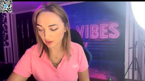 Snapshot of blonde_temptation chatting on 12, 9, 2025 Meryem online show from 12, 9, 2025