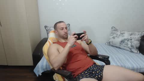 Mr Blond online show from 3, 2, 2025