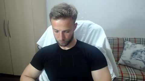 Snapshot of blondeagle chatting on 14, 6, 2026 Mr Blond online show from 14, 6, 2026
