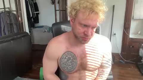 blondebluebear online show from 21, 4, 2026