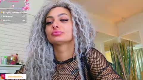 Snapshot of blondeceline chatting on 14, 7, 2026 blondeceline online show from 14, 7, 2026