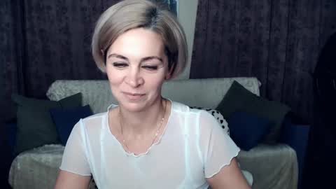 Snapshot of blondemommy_77 chatting on 8, 12, 2024 Lola online show from 8, 12, 2024