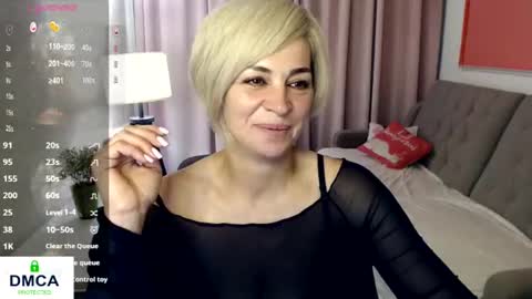 Snapshot of blondemommy_77 chatting on 12, 7, 2026 Lola online show from 12, 7, 2026