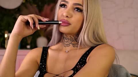 blondie_muller online show from 9, 9, 2025