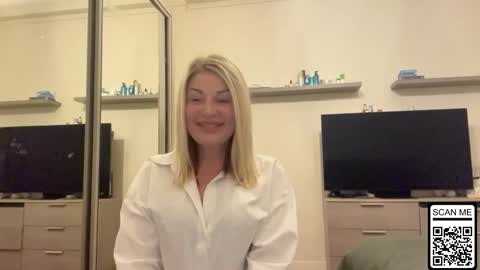 blondie_xoxoxo online show from 15, 5, 2026