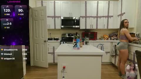 Bubbles online show from 4, 12, 2025