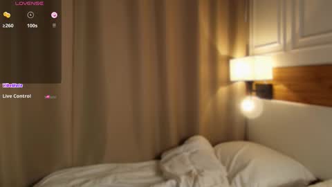 blondoll online show from 1, 4, 2026