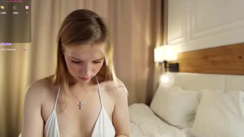 Snapshot of blondoll chatting on 6, 7, 2026 blondoll online show from 6, 7, 2026
