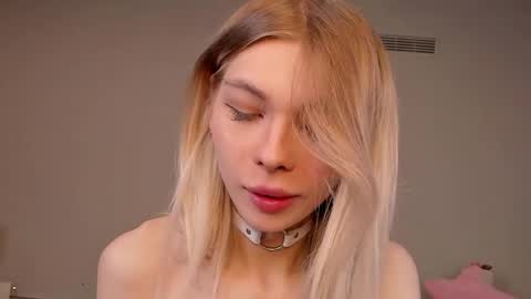 blondy_fina online show from 29, 4, 2026