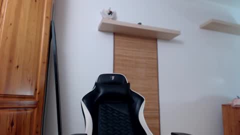 blondyelena online show from 12, 12, 2024