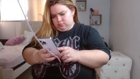 Snapshot of blondyliciousx chatting on 11, 12, 2024 katartistic name online show from 11, 12, 2024