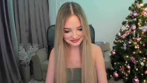 Sophia online show from 17, 12, 2024