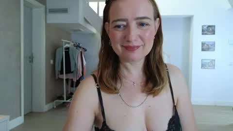 Snapshot of blue_angel_sweet chatting on 4, 6, 2026 blue_angel_sweet online show from 4, 6, 2026