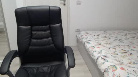 Juliet online show from 3, 11, 2025