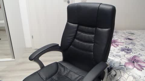 Snapshot of blue_eyes96 chatting on 2, 2, 2026 Juliet online show from 2, 2, 2026