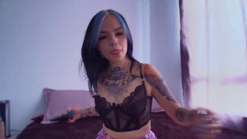 Alice bleu for friends  online show from 21, 12, 2025