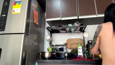 Alice bleu for friends  online show from 13, 2, 2026