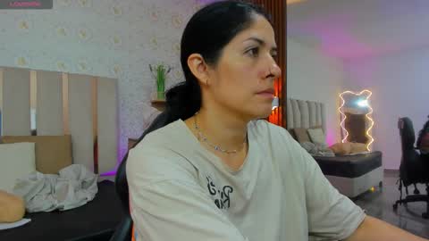 blue_tay1 online show from 11, 10, 2025