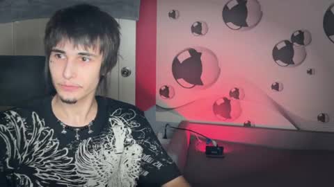 Snapshot of blue_w0rld chatting on 12, 10, 2025 SONNYVAN online show from 12, 10, 2025
