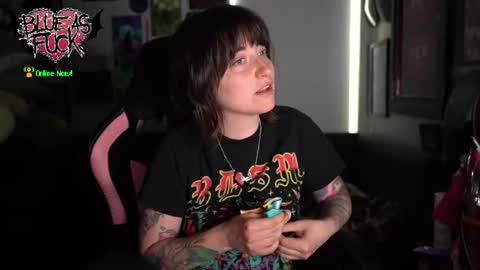Snapshot of blueasfuck chatting on 1, 7, 2026 Blue online show from 1, 7, 2026