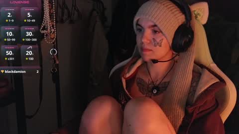 Snapshot of bluedweeb chatting on 9, 1, 2025 Blue online show from 9, 1, 2025