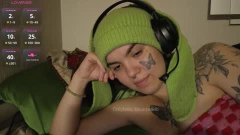 Blue online show from 23, 11, 2025