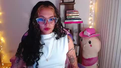 Im Abril .. Nice to meet you  thumb up me please its important  INDEPENDENT MODEL online show from 29, 9, 2025