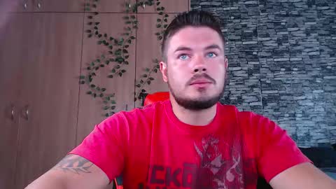 blueeyeboy0 online show from 17, 2, 2026