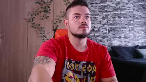 Snapshot of blueeyeboy0 chatting on 28, 4, 2026 blueeyeboy0 online show from 28, 4, 2026