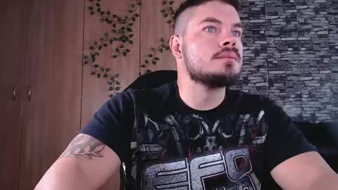 Snapshot of blueeyeboy0 chatting on 21, 5, 2026 blueeyeboy0 online show from 21, 5, 2026
