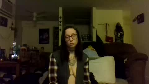 Blueeyedbeauty online show from 18, 12, 2025