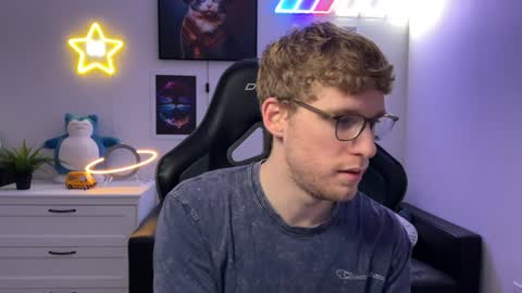 blueeyedtallguy online show from 4, 12, 2024