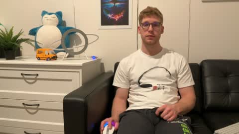 blueeyedtallguy online show from 15, 12, 2024