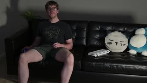 blueeyedtallguy online show from 10, 9, 2025