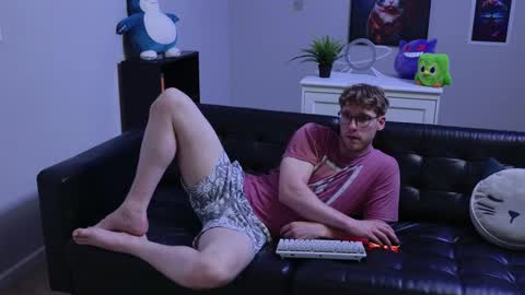 blueeyedtallguy online show from 16, 9, 2025