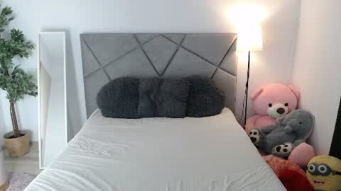 blueeyeslexxxy online show from 11, 7, 2026