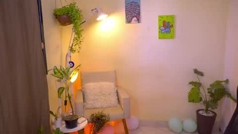 FLORAA online show from 19, 4, 2026