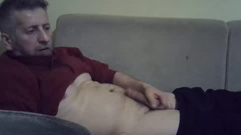 Snapshot of bluehot59 chatting on 8, 3, 2025 blue online show from 8, 3, 2025