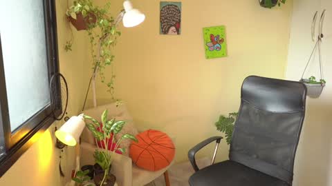 FLORAA online show from 14, 1, 2025