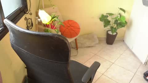 FLORAA online show from 14, 1, 2025