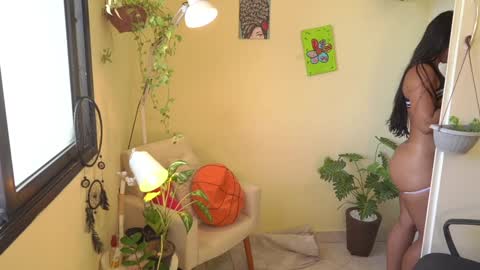 FLORAA online show from 17, 1, 2025