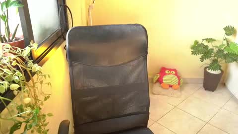 FLORAA online show from 21, 2, 2025