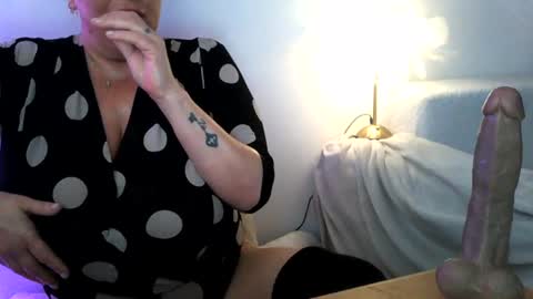 Snapshot of blueskysierra chatting on 25, 7, 2026 Sierra online show from 25, 7, 2026