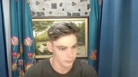 Snapshot of blueyedboyinasia chatting on 17, 6, 2026 blueeyedboyisasia online show from 17, 6, 2026