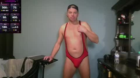 Snapshot of blueyes_hung1 chatting on 4, 5, 2026 Fun Boi online show from 4, 5, 2026