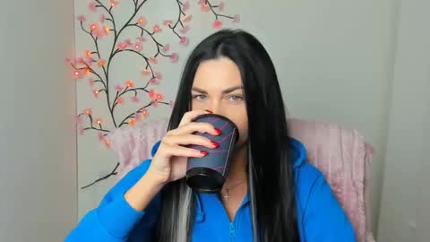 Kelly online show from 19, 4, 2026