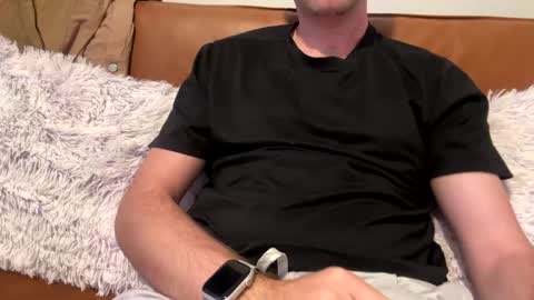 Snapshot of bmajor7 chatting on 28, 2, 2025 Bmajor7 online show from 28, 2, 2025