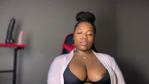 Snapshot of bnwo_goddess chatting on 18, 6, 2026 online show from 18, 6, 2026