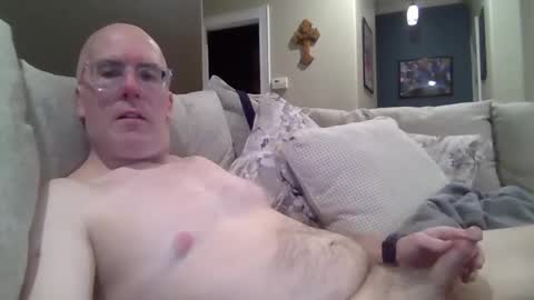 bobblehead31382 online show from 19, 2, 2026