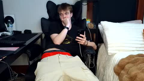 bobby72738 online show from 28, 9, 2025